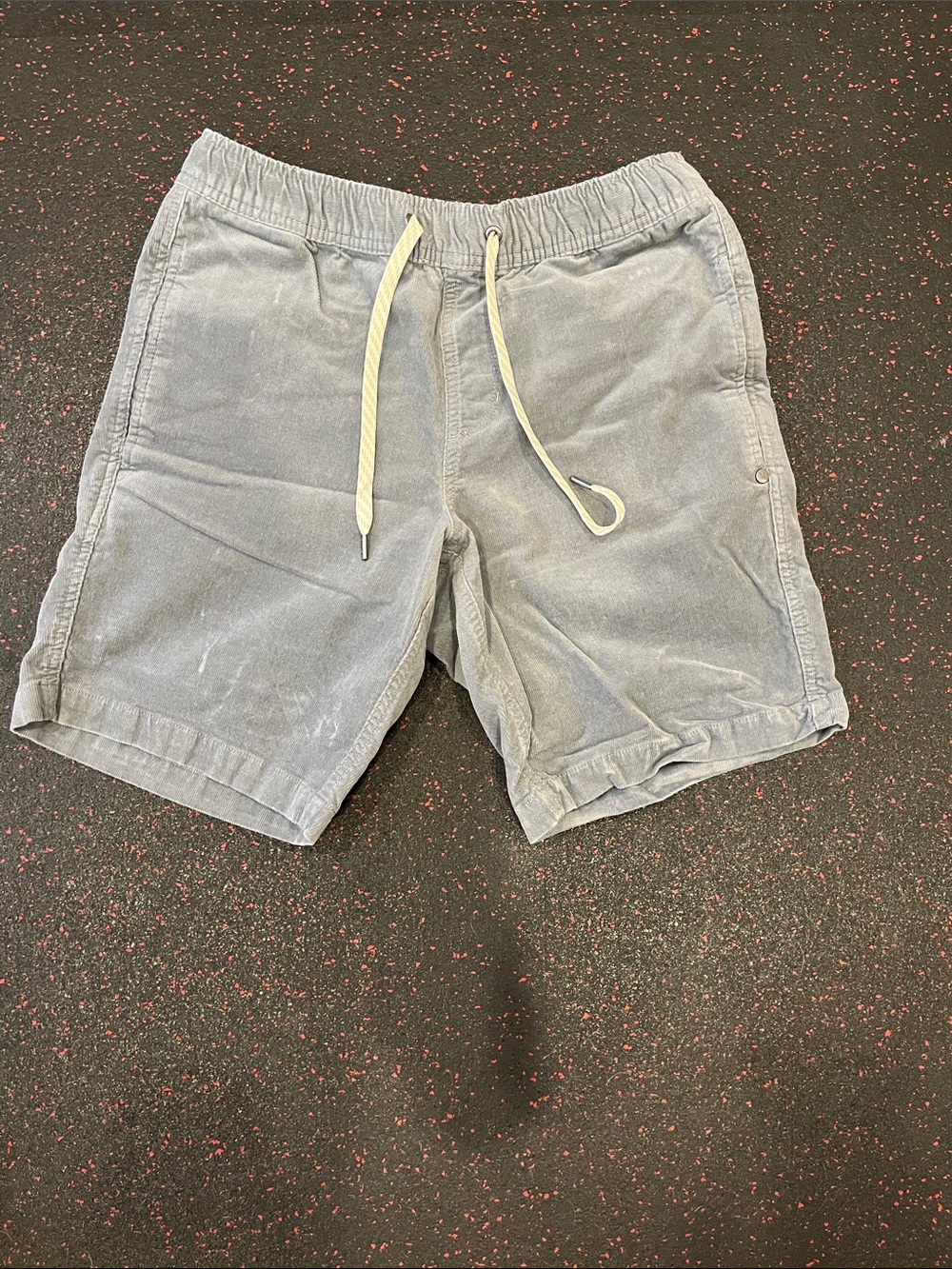 Vuori Men's Athletic Drawstring Shorts - Gray with Cream Drawcord